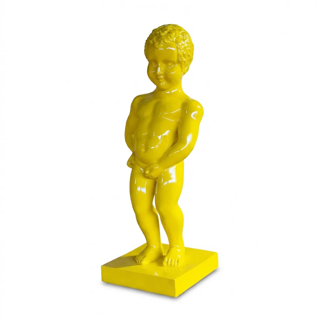 Manneken Pis Beeld Kleur Geel 45cm - Petit Julien Statue - Decoratie
